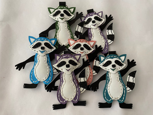 No. 500 Keychain Raccoon