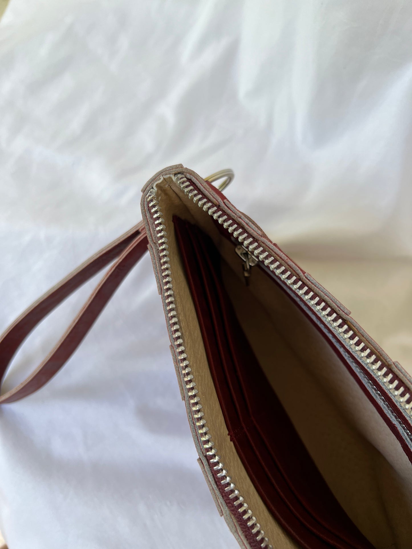 No. 148 Weaved clutch with strap